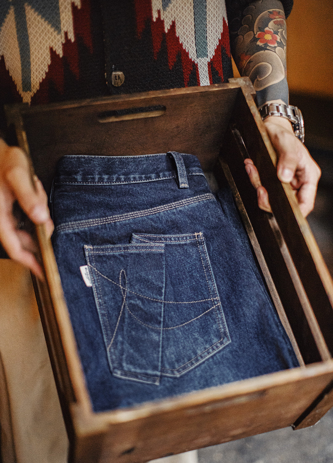 American Retro Washed Curved Denim Flowing Floor-Length Men's Jeans