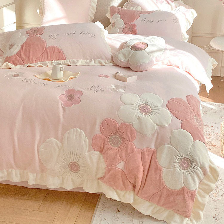 Princess Girly Heart Sunflower Warm Velvet Winter Four-Piece Bed Set - Harmony Gallery