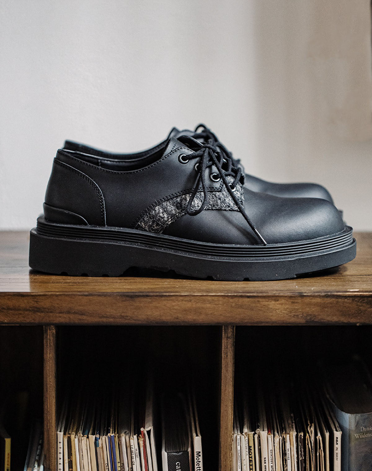 Derby Retro Casual Work Matte Versatile Leather Men's Dress Shoes - Harmony Gallery