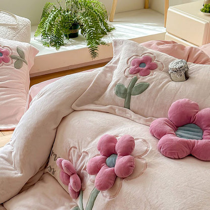 Girly Heart Flower Double-Sided Velvet Warm Four-Piece Bed Set - Harmony Gallery