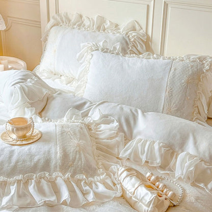 Princess Pleated Lace Winter Coral Velvet Warm Four-Piece Bed Set - Harmony Gallery