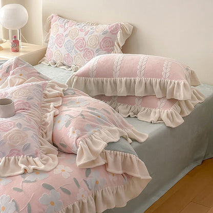 Princess Lace Warm Double-Sided Coral Velvet Four-Piece Bed Set - Harmony Gallery