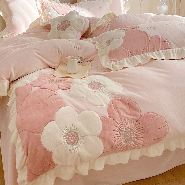 Princess Girly Heart Sunflower Warm Velvet Winter Four-Piece Bed Set - Harmony Gallery