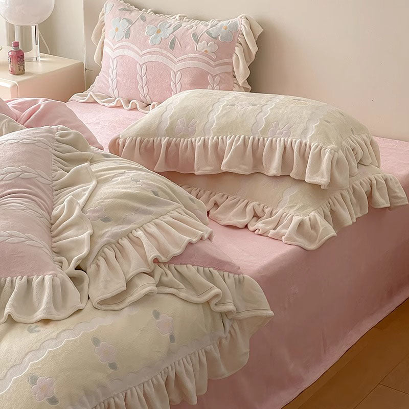 Princess Lace Warm Double-Sided Coral Velvet Four-Piece Bed Set - Harmony Gallery