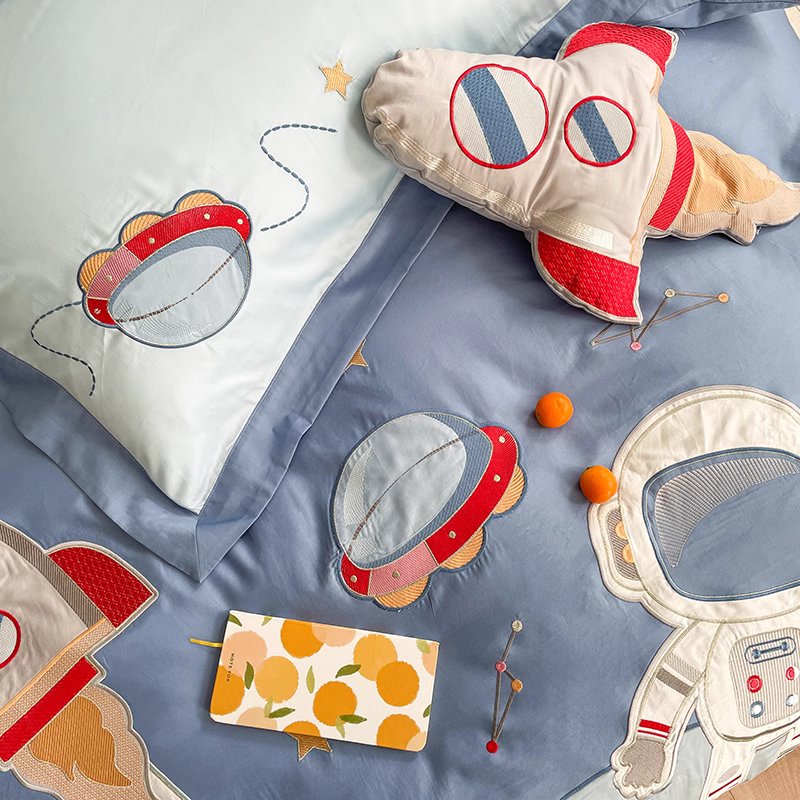 Cute Astronaut Explore The Universe Six-Piece Pure Cotton Bed Set - Harmony Gallery