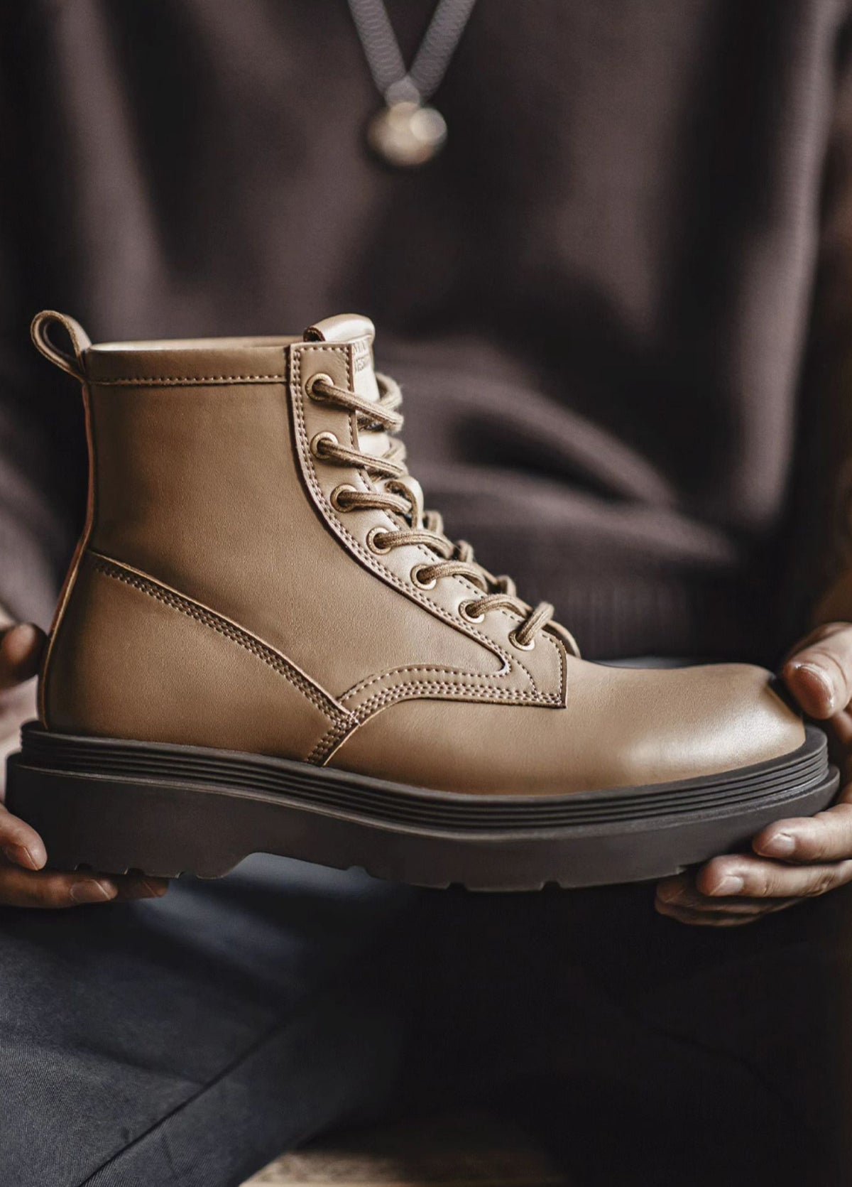 British Retro Chestnut Brown High-End Casual Top Martin Men's Boot - Harmony Gallery