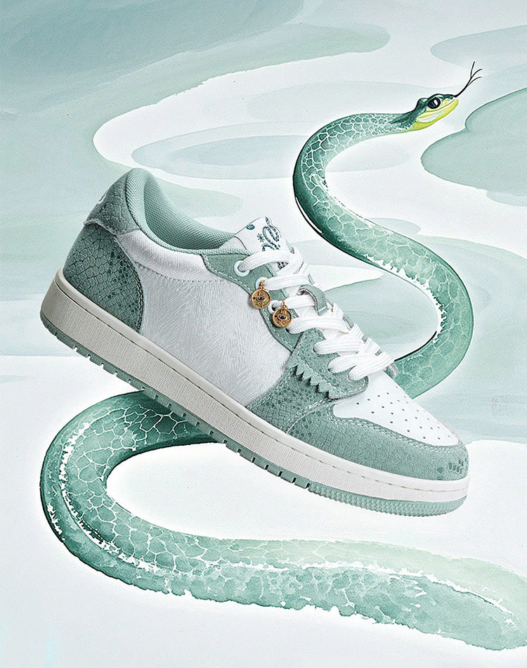 American Retro Small Design Snake Embroidery Thick-soled Men's Casual Shoes - Harmony Gallery