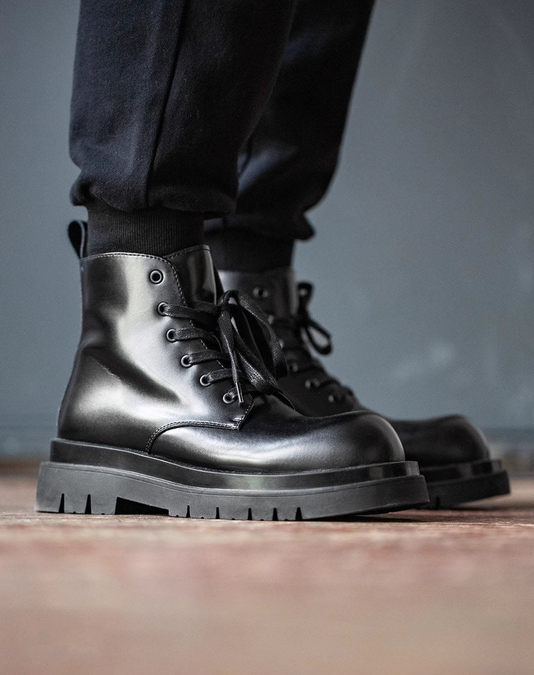 British Workwear Leather Derby High-Top Unisex Thick-Soled Boot - Harmony Gallery