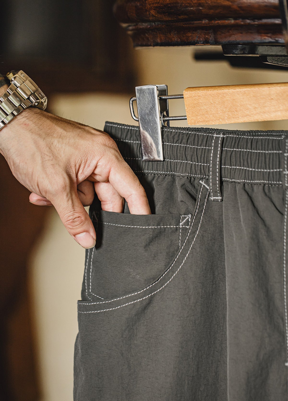 American Retro Light  Knee-Length Logging Textured Thin Drape Men's Trousers - Harmony Gallery