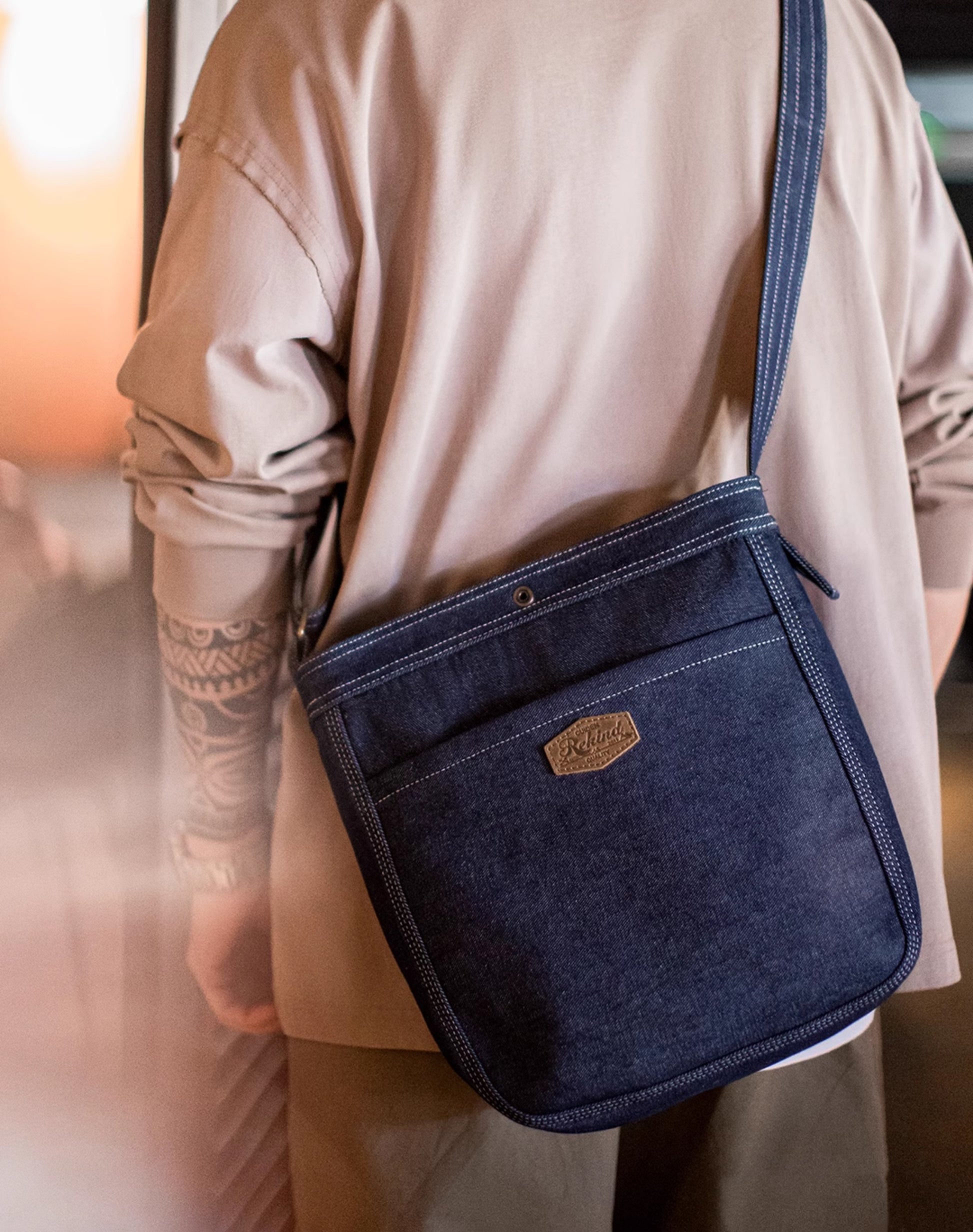 American Retro Exposed Line Denim Washed Messenger Newsboy Men's Bag - Harmony Gallery