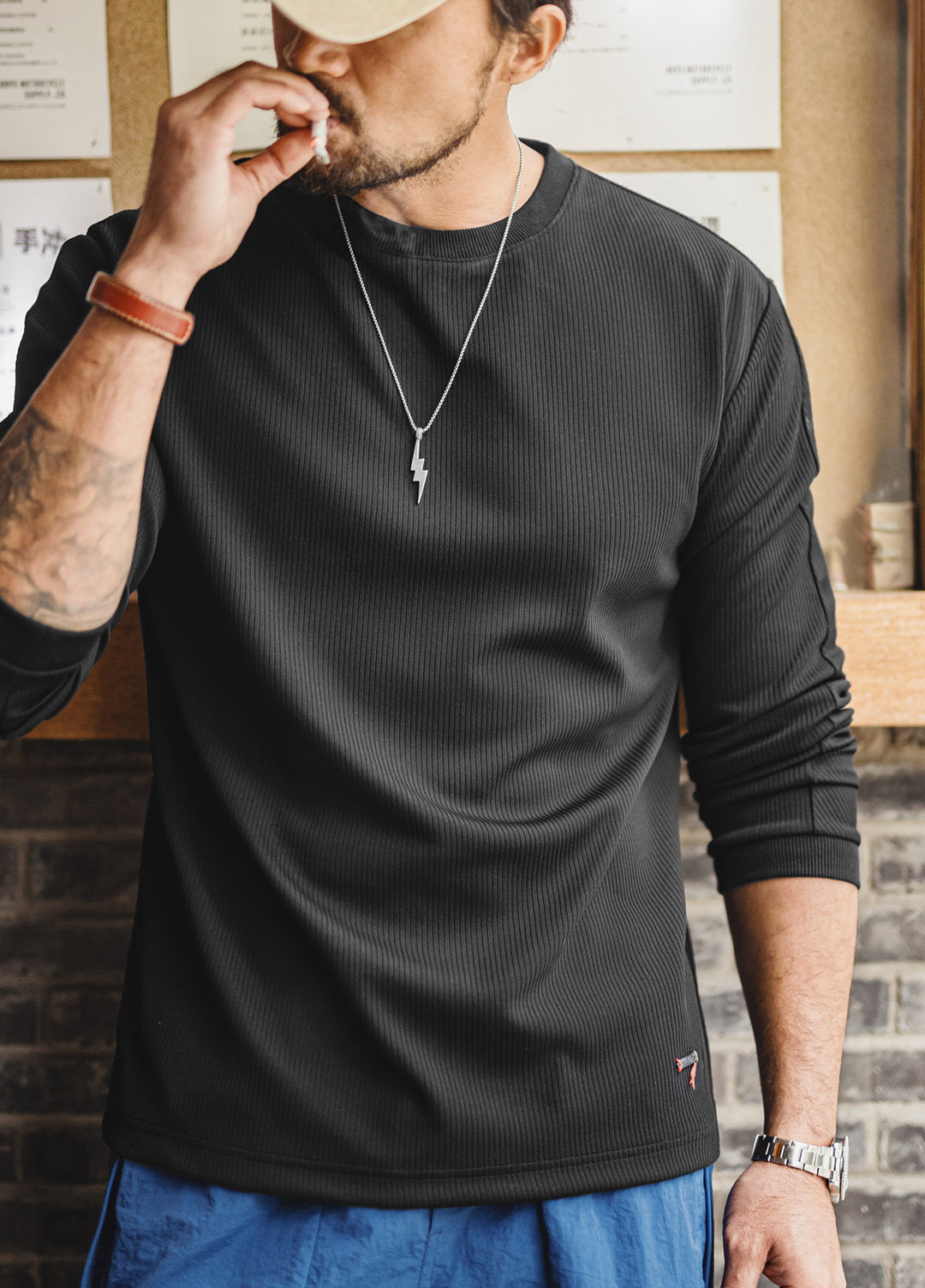 American Style 3D Groove Strip Base Layer Thin Knit Hoodless Men's Sweater