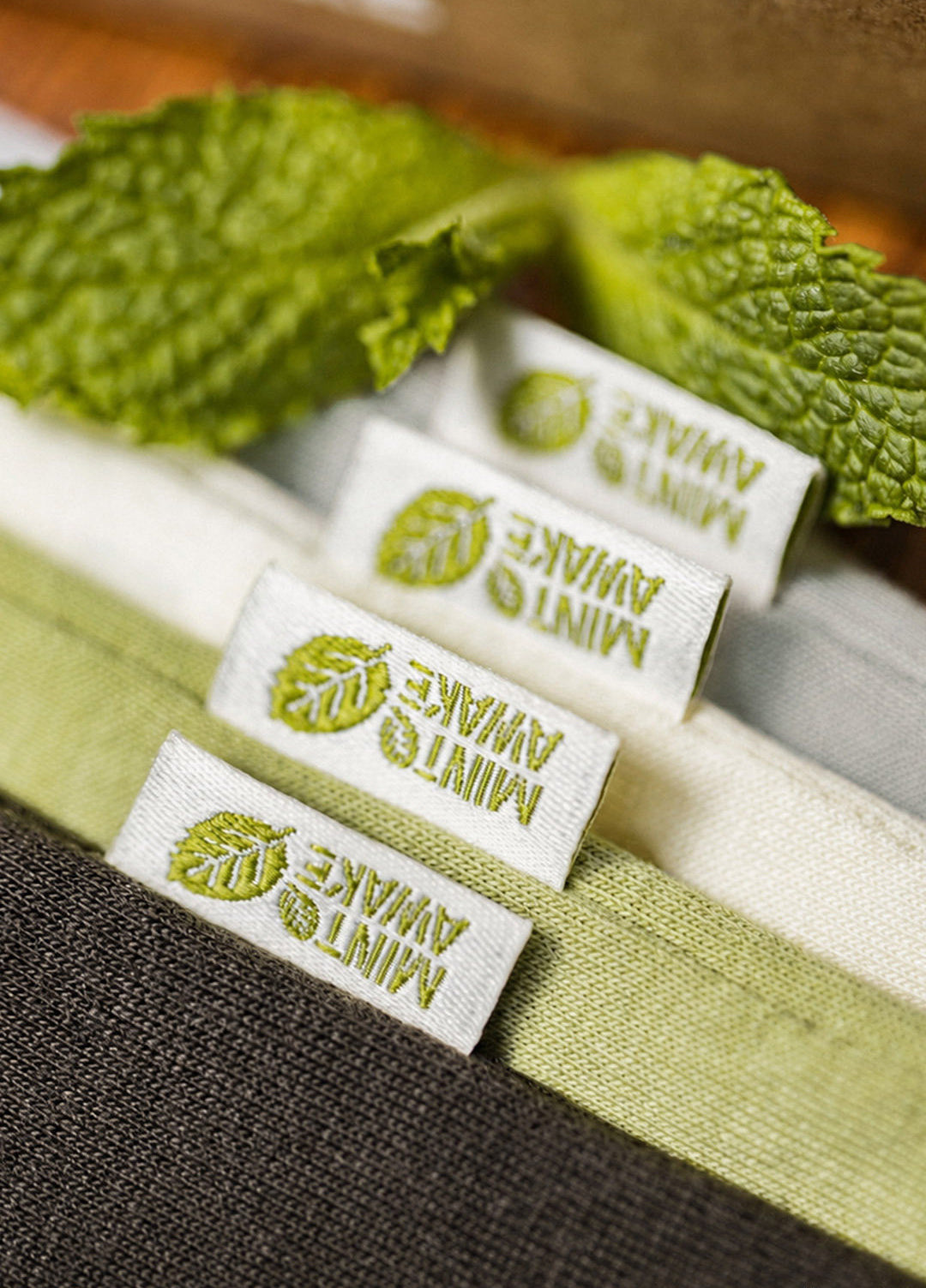 American Solid Color Mint Base Quick-Dry Top Inner Layer Men's Sweater - Harmony Gallery