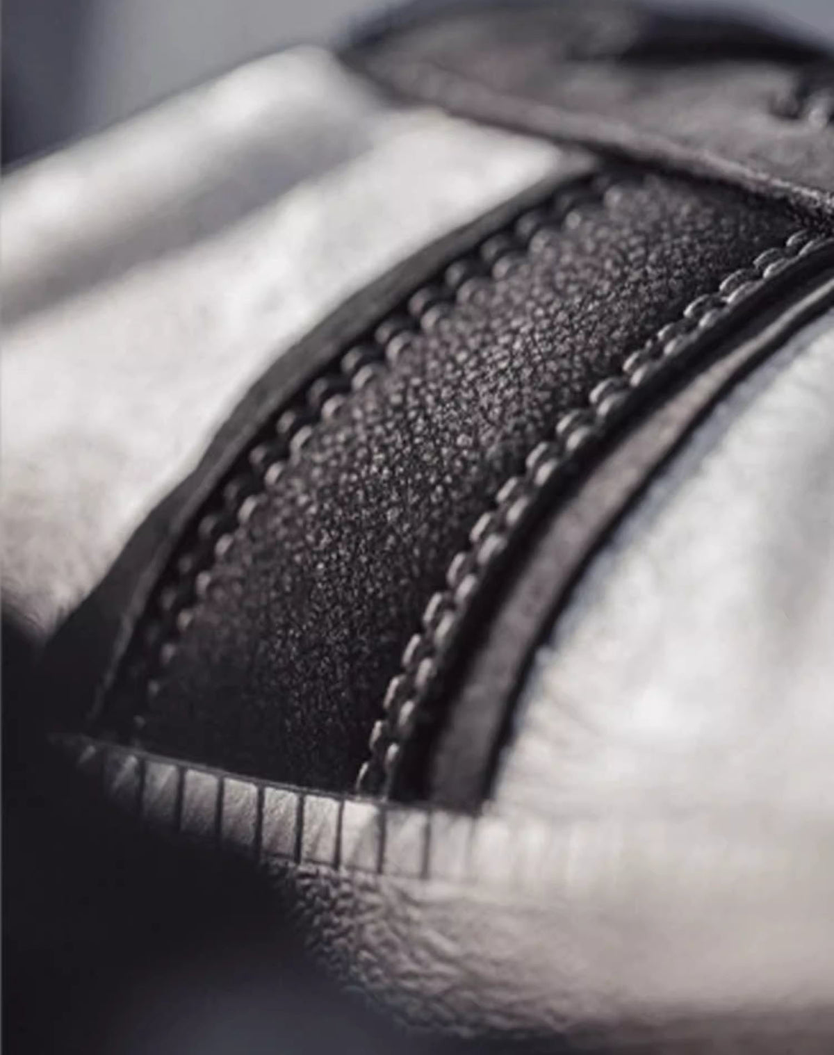 Silk German Retro Sports Versatile Flat Low-top Men's Casual Shoes - Harmony Gallery