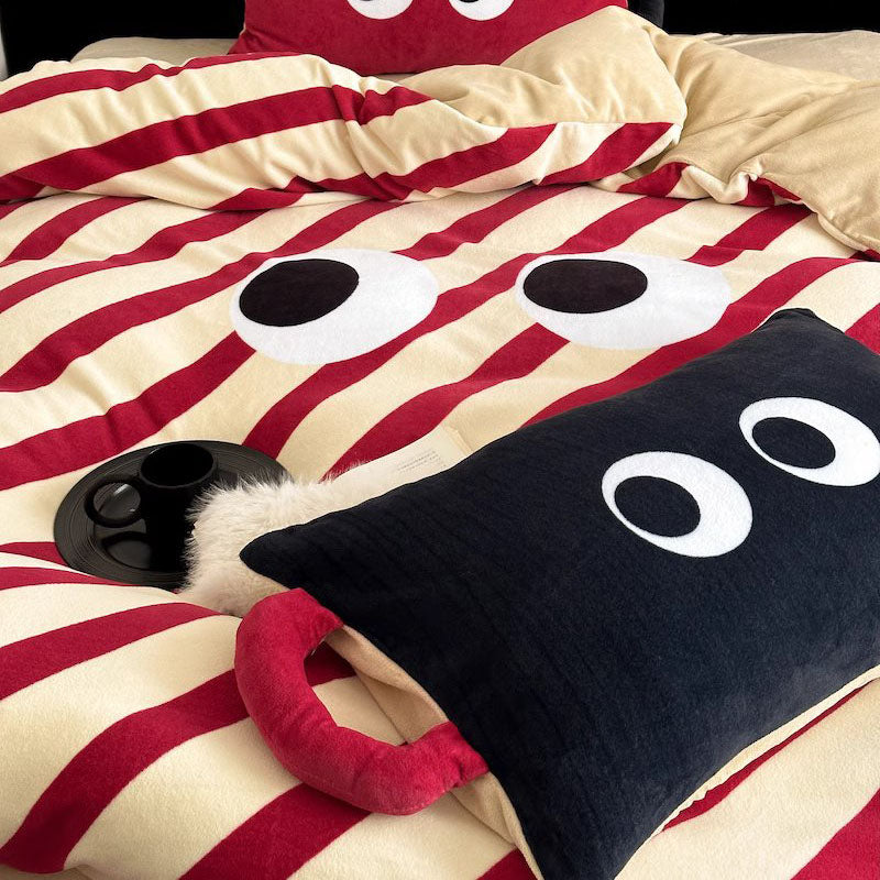 Big Eyes Queer Thickened Warm Milk Velvet Four-Piece Coral Bed Set - Harmony Gallery