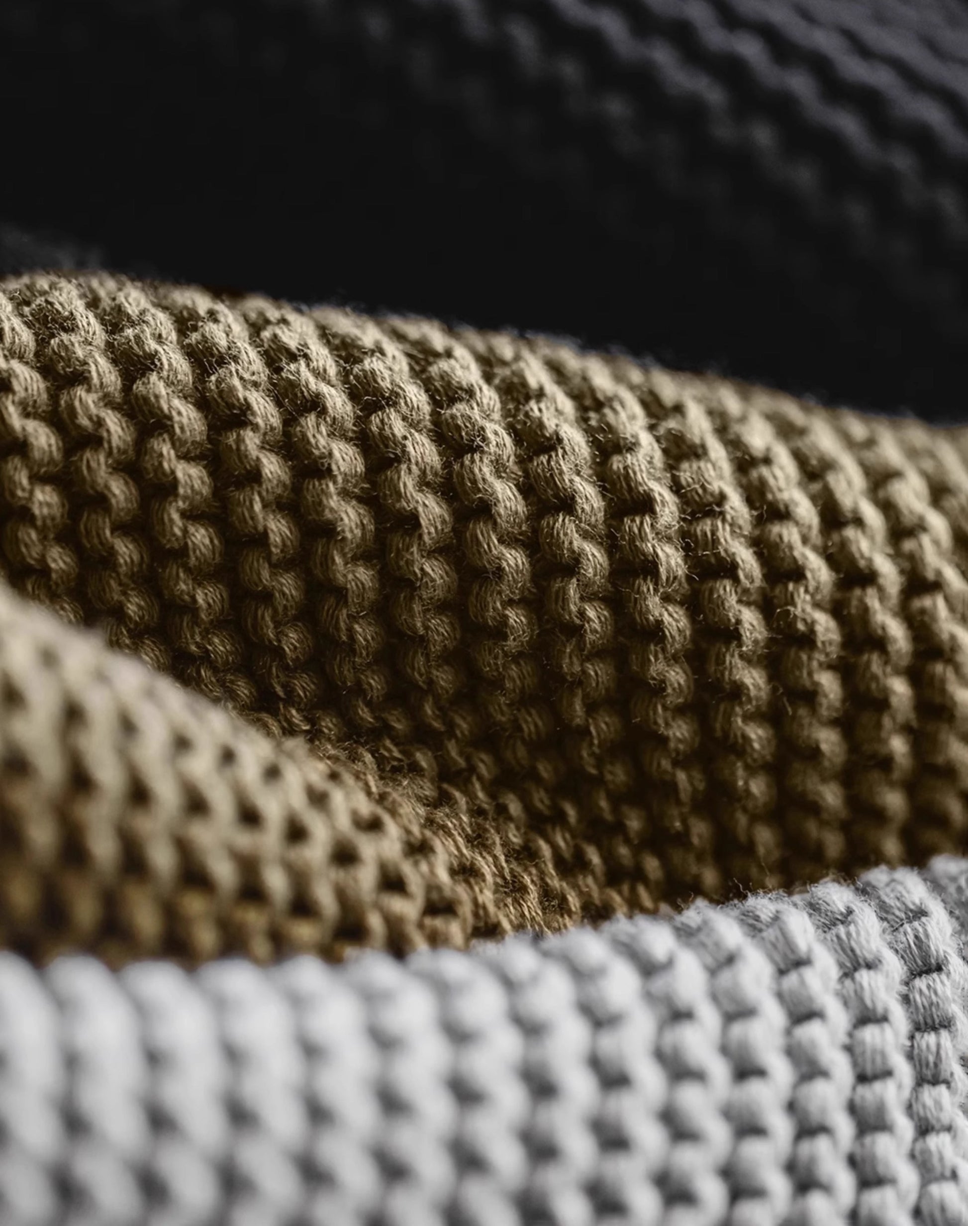 American Retro Heavy Texture Knitted Drop Shoulder Pullover Men's Sweater - Harmony Gallery