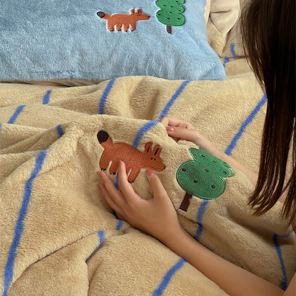 Winter Wool Forest Fox Thickened Rabbit Warm Four-Piece Bed Set - Harmony Gallery
