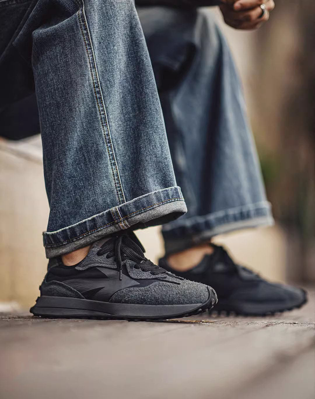 American Retro Warrior Pure Black Leisure Men's Sports Shoes - Harmony Gallery