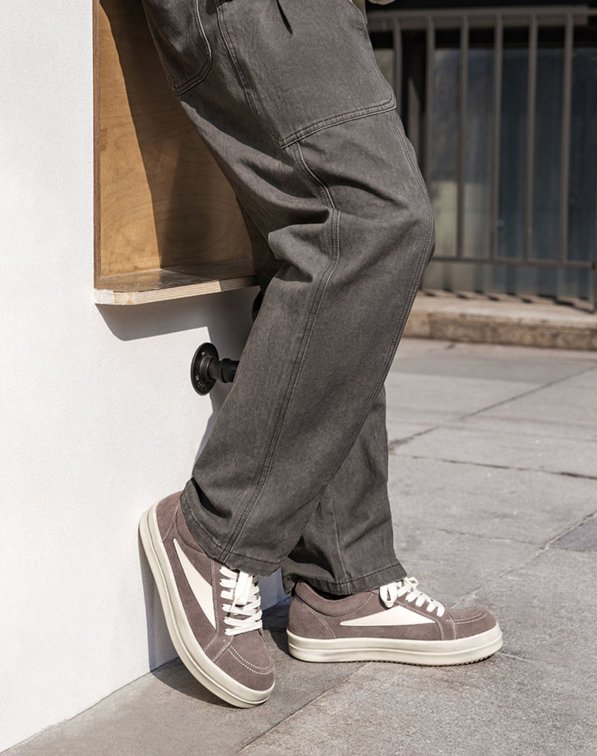 American Retro Suede Brown Thick-Soled Sports Men's Casual Shoes - Harmony Gallery