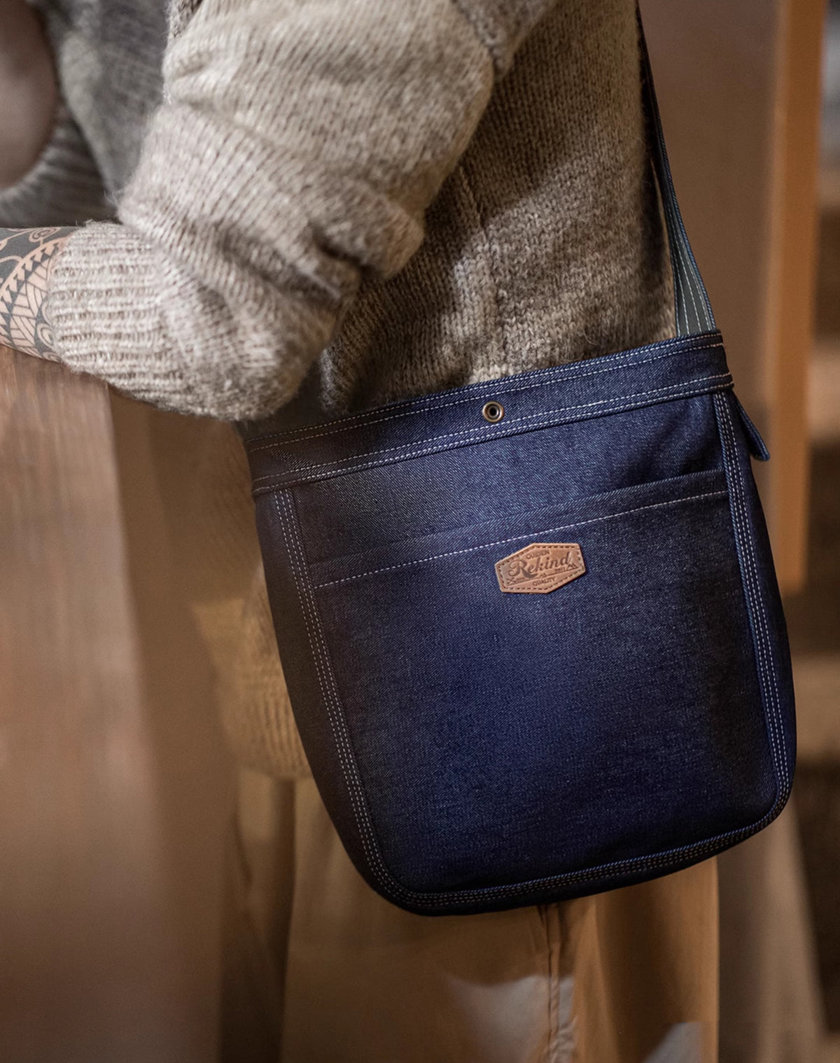 American Retro Exposed Line Denim Washed Messenger Newsboy Men's Bag - Harmony Gallery