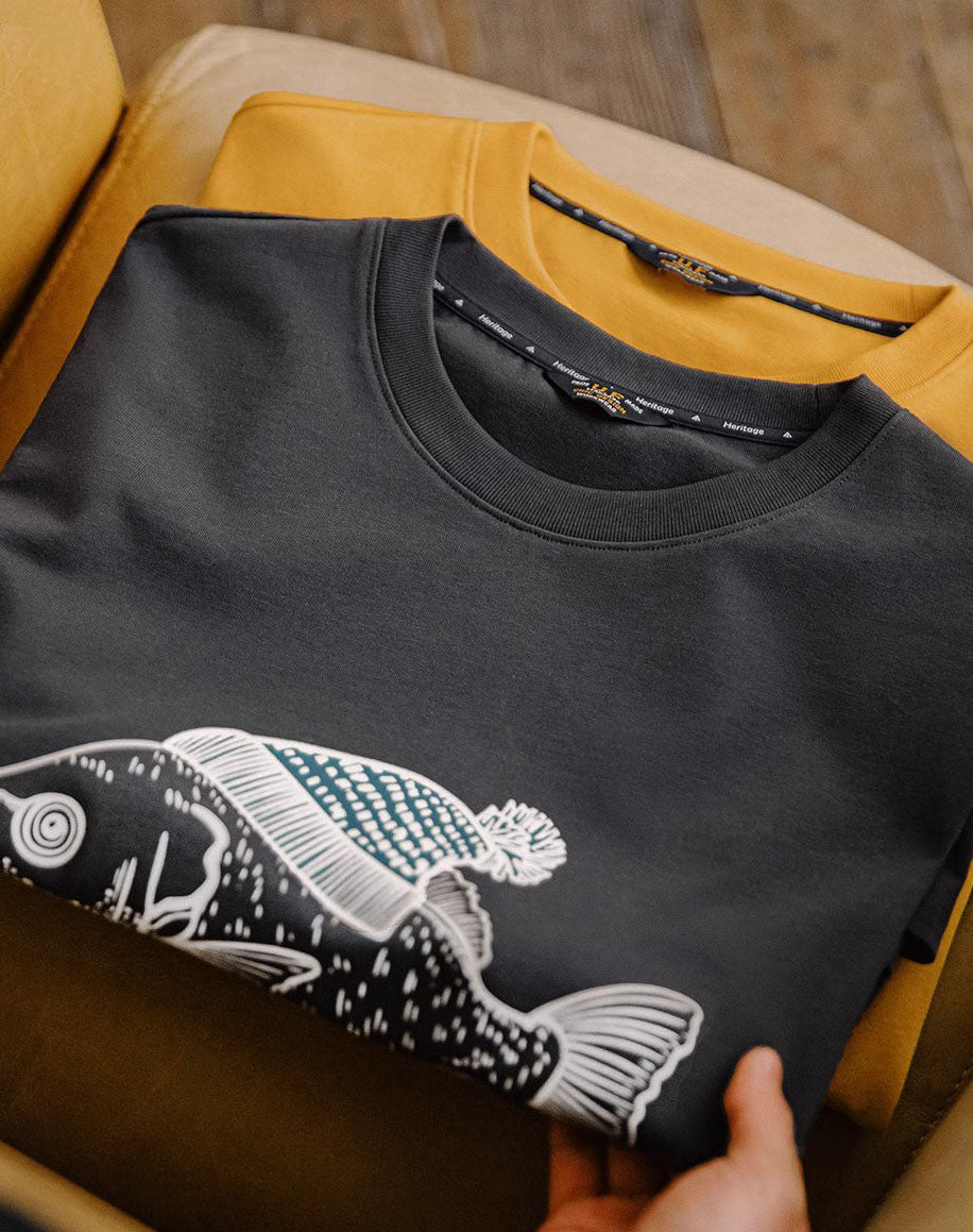 American Retro Deep Sea Fish Flocking Print Animal Men's T-Shirt - Harmony Gallery