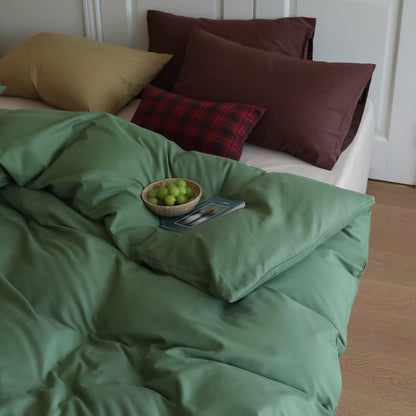 Minimalist Color-Blocked Warm Pure Cotton Thickened Brushed Four-Piece Bed Set - Harmony Gallery