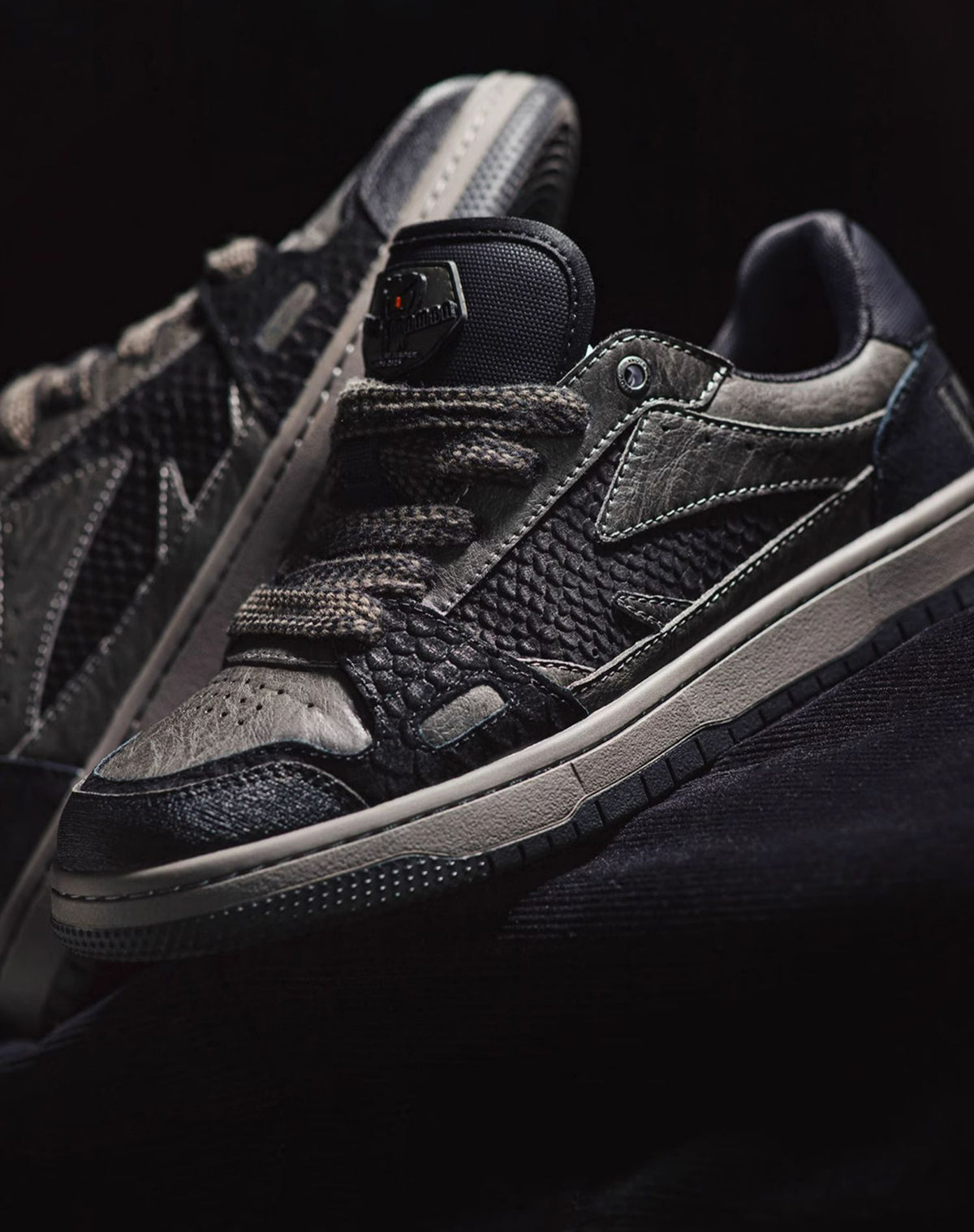American Black Mamba Snake Low-Top Non-Slip Flat-Soled Men's Casual Shoes - Harmony Gallery