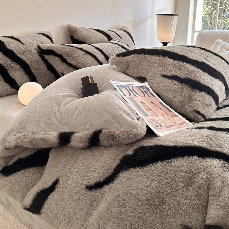 Light Luxury Rabbit Hair Milk Velvet Four-Piece Double-Sided Bed Set - Harmony Gallery