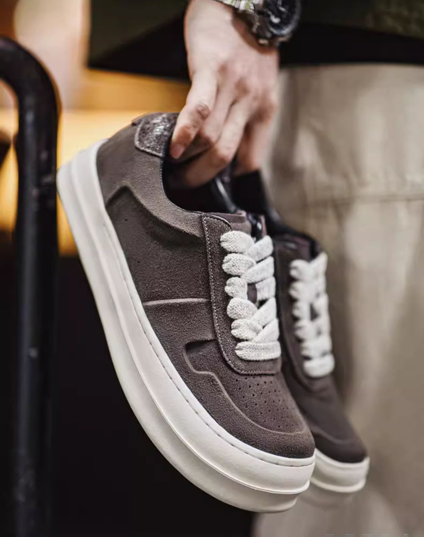 American Retro Leather Thick-Soled Low-Top Height-Enhancing Men's Casual Shoes - Harmony Gallery