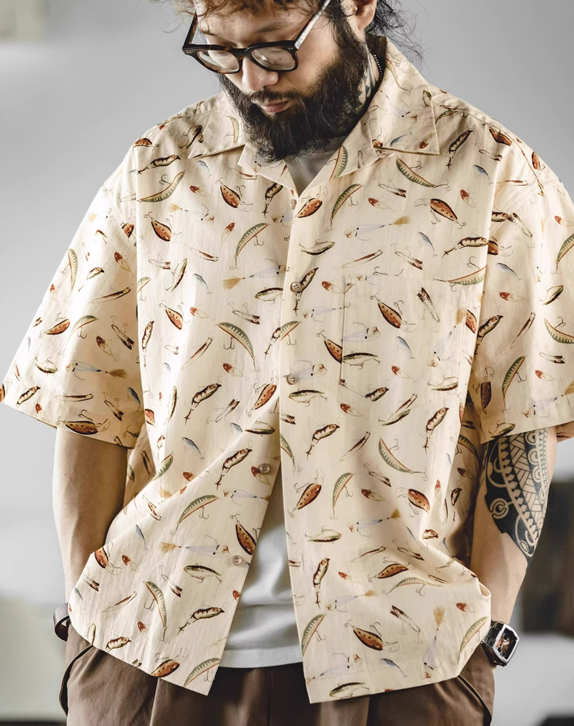Retro Fishing Bait Painted Cotton Hawaiian Half-Sleeved Men's Shirt - Harmony Gallery