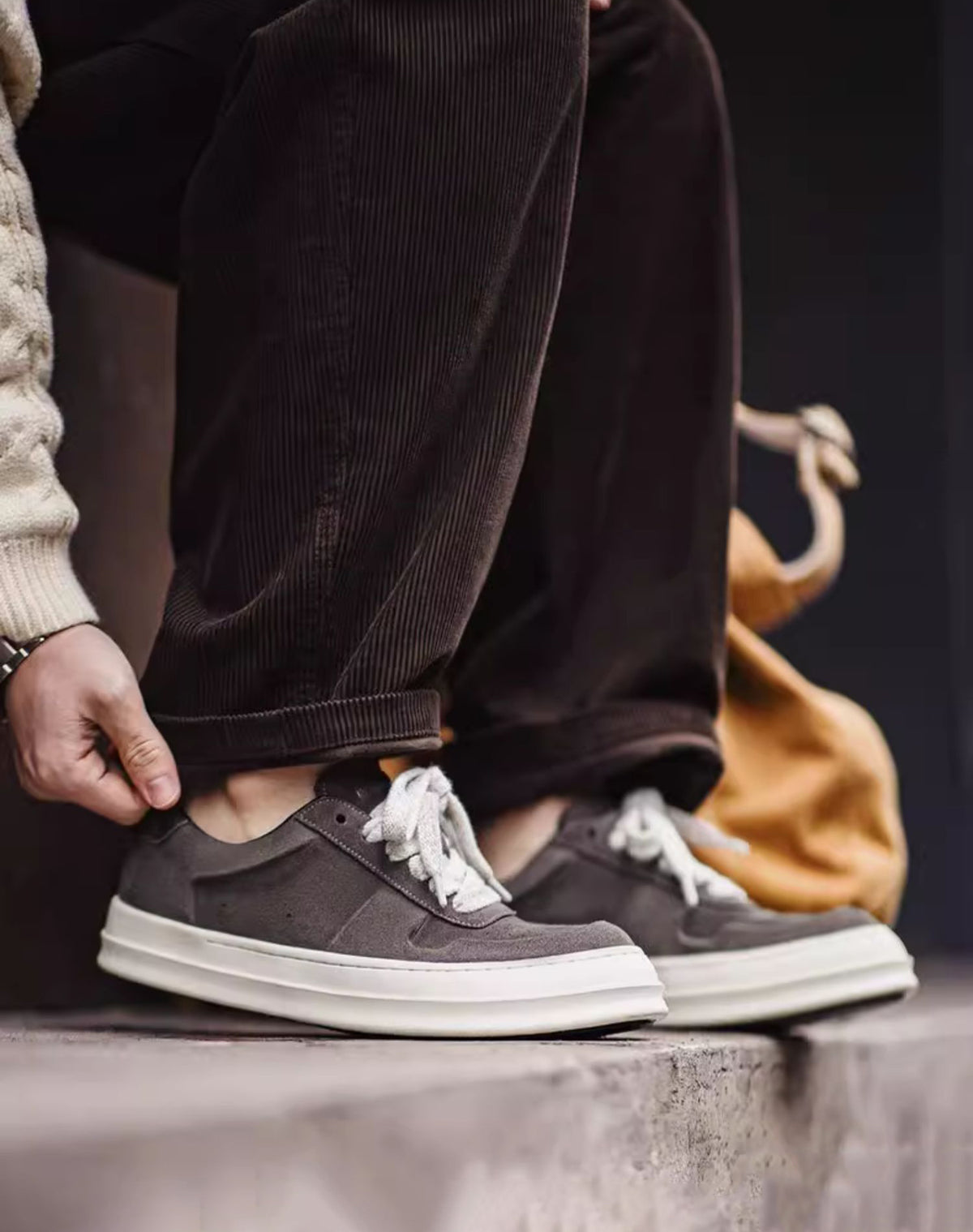 American Retro Leather Thick-Soled Low-Top Height-Enhancing Men's Casual Shoes - Harmony Gallery