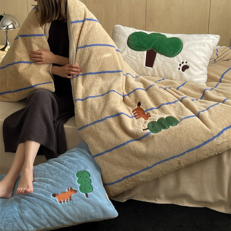 Winter Wool Forest Fox Thickened Rabbit Warm Four-Piece Bed Set - Harmony Gallery