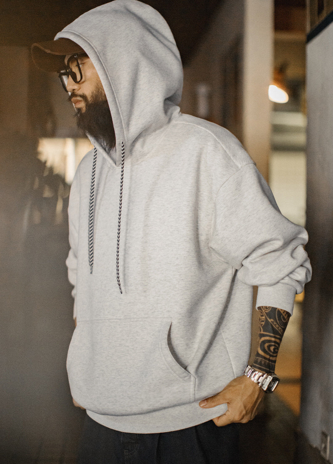 American White Flower Gray Hooded Pullover Fleece-Lined Men's Sweater - Harmony Gallery