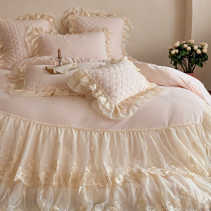 French Romantic Four-Pieces Thickened Warm Double-Sided Baby Lace Trim Bed Set - Harmony Gallery