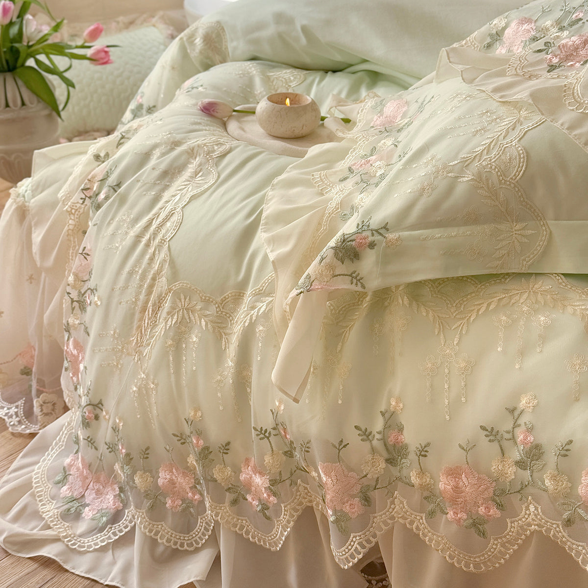 French Princess Cotton Long-Staple Four-Piece Lace Trim Mattress Protector Bed Set - Harmony Gallery