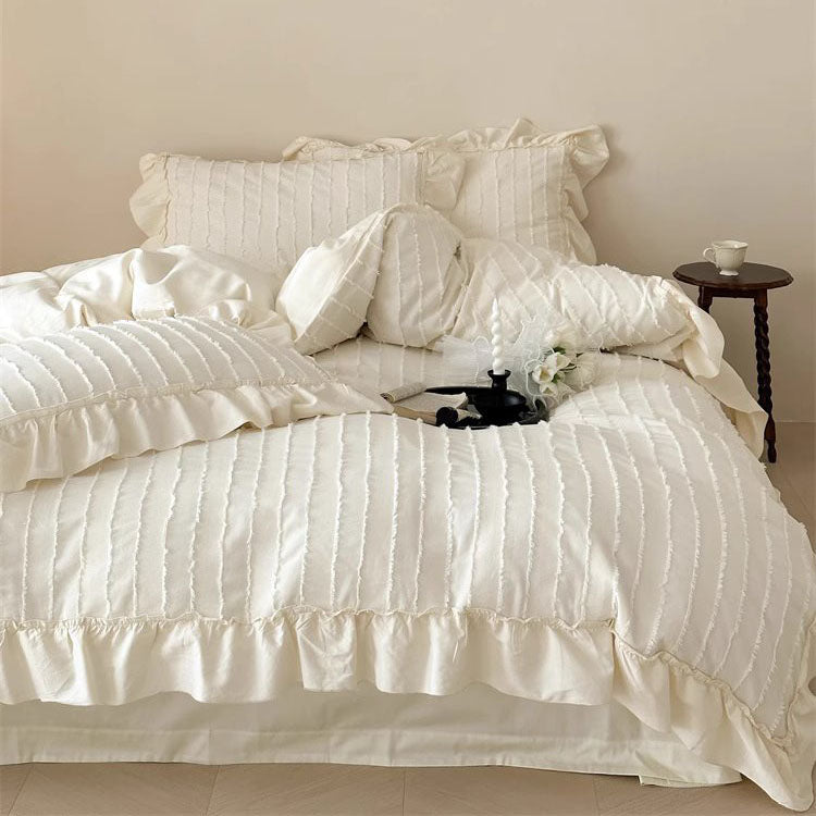 French Girly Heart Cut Flowers Four-piece Pure Cotton Ruffled Bed Set - Harmony Gallery