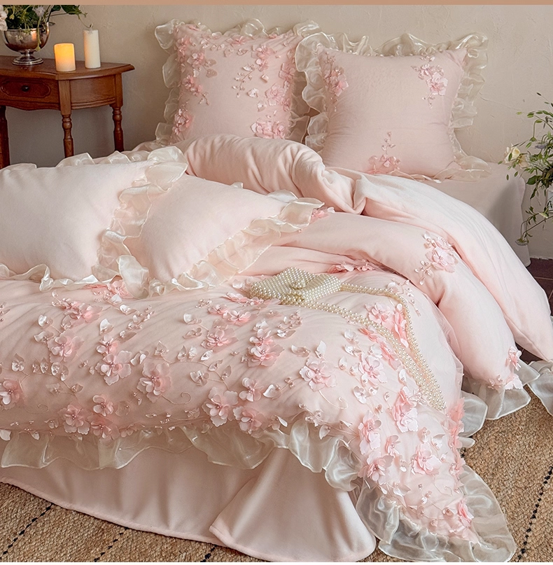 French Romantic Girly Four-Piece Thickened Coral Fleece Warm Bed Set - Harmony Gallery