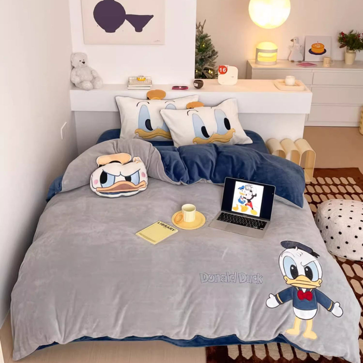 Disney Cartoon Winter Coral Velvet Warm Four-piece Bed Set - Harmony Gallery