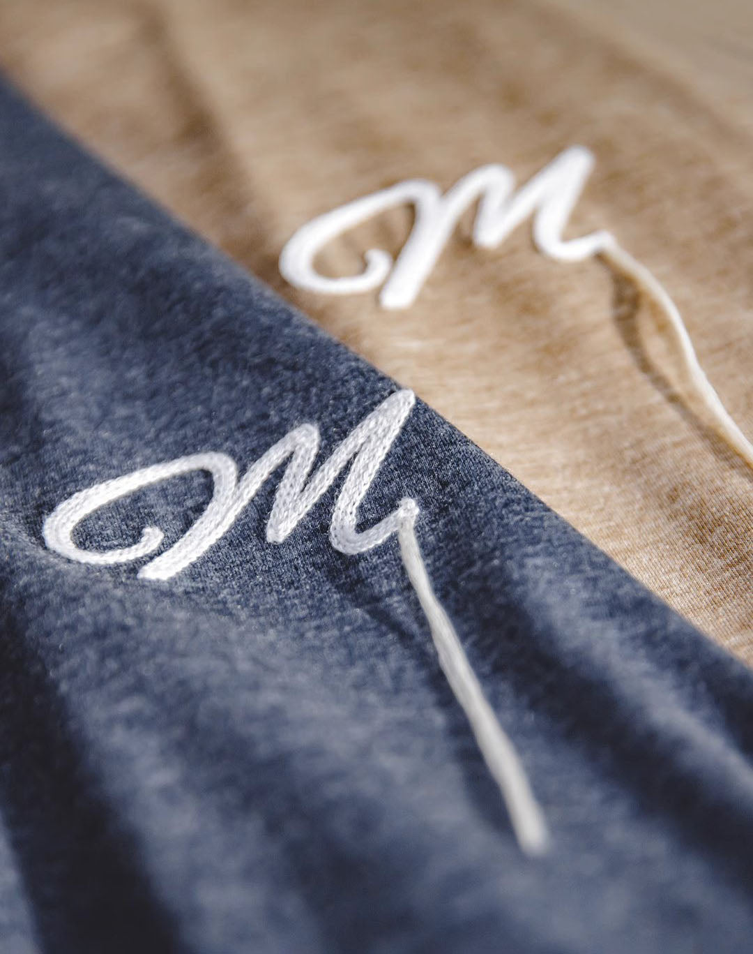American Retro Letter Embroidery Bottoming Men's Sweater - Harmony Gallery