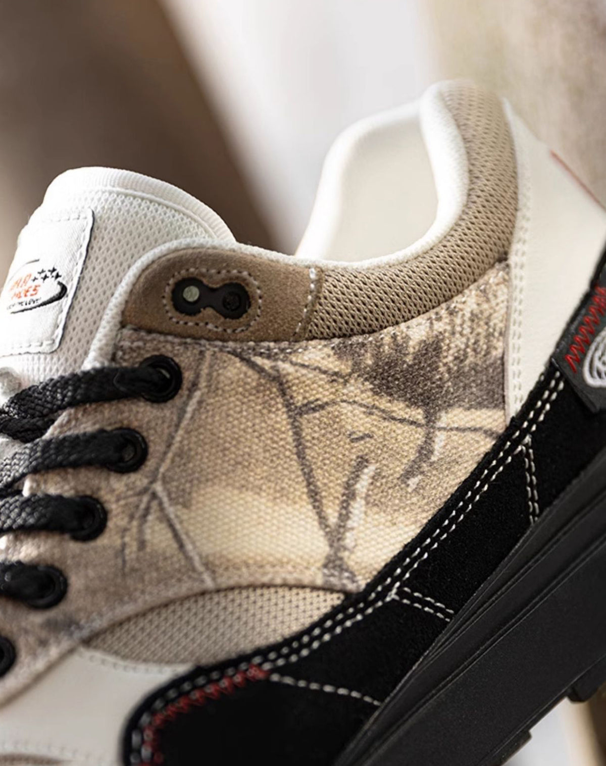 American Retro Dead Leaf Camouflage Running Breathable Men's Sports Shoes - Harmony Gallery