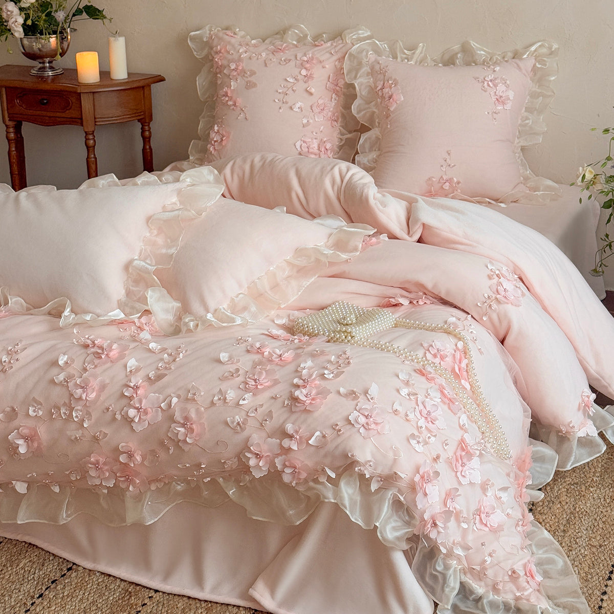 French Romantic Girly Four-Piece Thickened Coral Fleece Warm Bed Set - Harmony Gallery