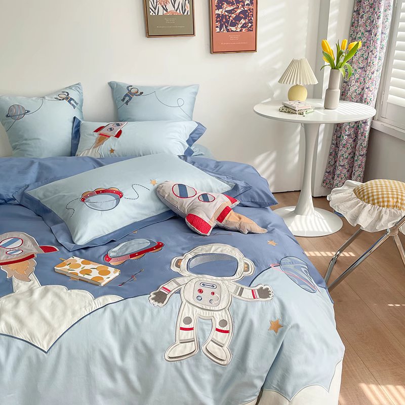 Cute Astronaut Explore The Universe Six-Piece Pure Cotton Bed Set - Harmony Gallery