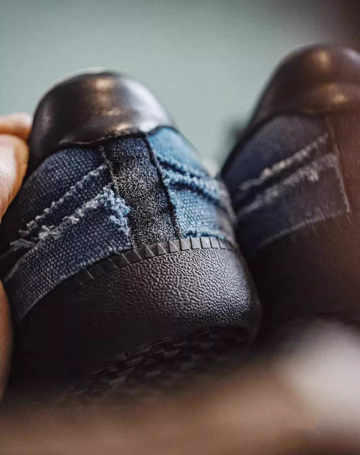 American Retro Black Beach Lightweight Breathable Men's Canvas Shoes - Harmony Gallery