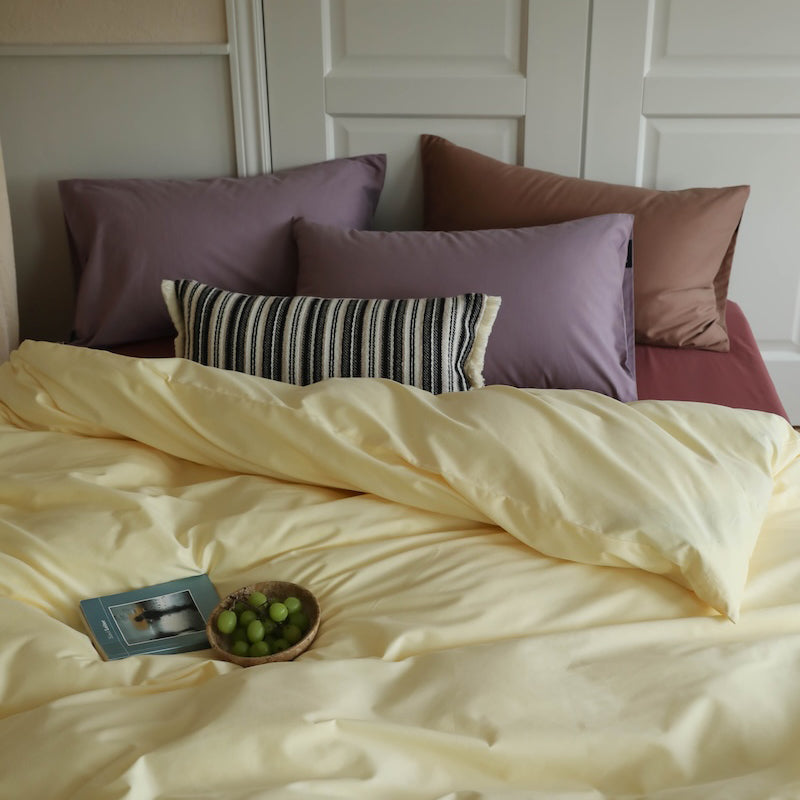 Minimalist Color-Blocked Warm Pure Cotton Thickened Brushed Four-Piece Bed Set - Harmony Gallery