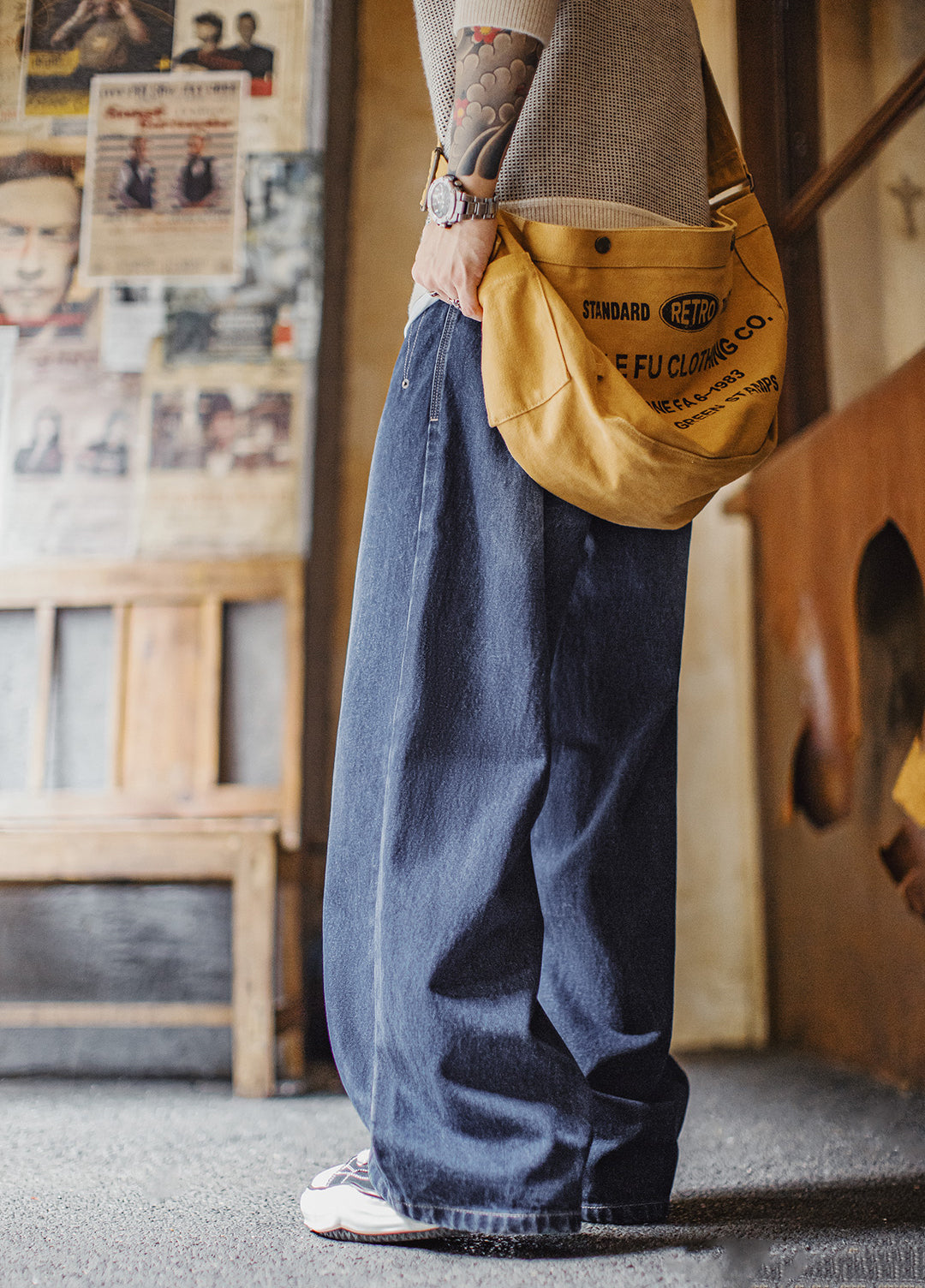 American Retro Washed Curved Denim Flowing Floor-Length Men's Jeans