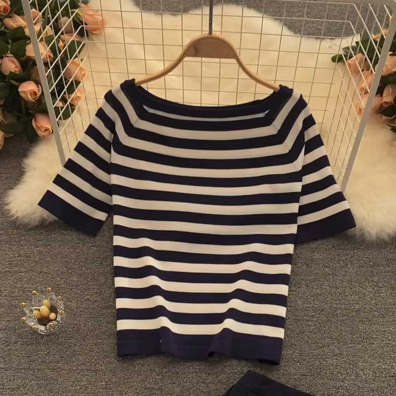Casual Summer Retro Striped Knitted Women's Suit - Harmony Gallery