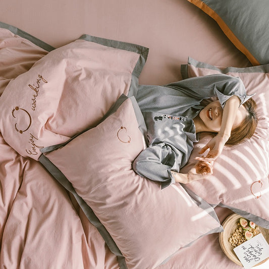 Simple Scandinavian Four-Piece Cotton Super Soft Bed Set - Harmony Gallery