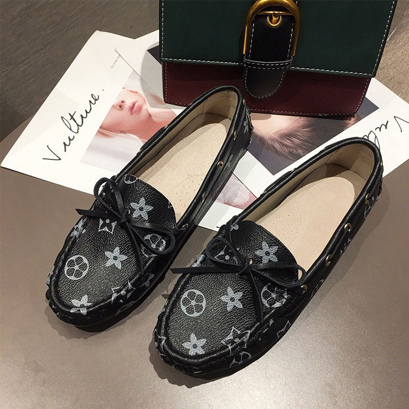 Social Peas All-Match Soft Leather Flat Women's Loafer - Harmony Gallery