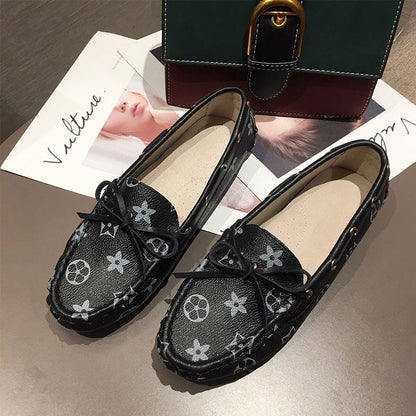 Social Peas All-Match Soft Leather Flat Women's Loafer - Harmony Gallery