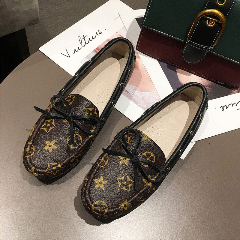 Social Peas All-Match Soft Leather Flat Women's Loafer - Harmony Gallery