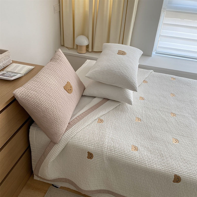 Bear Embroidered Cotton Three-Piece Air Conditioning Bed Cover - Harmony Gallery